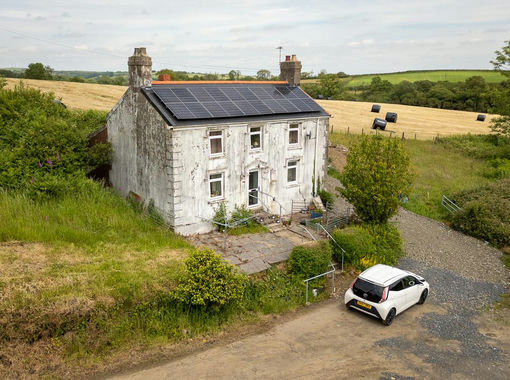 9.1 acres of Smallholding for sale in Llanelli