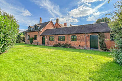 Land for sale in Swinfen and Packington