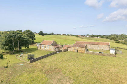 16.5 acres of House with Land for sale in Staintondale