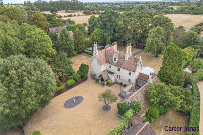 1 acre of House with Land for sale in Houghton and Wyton