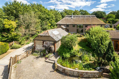 Barn Conversion for sale in Burpham