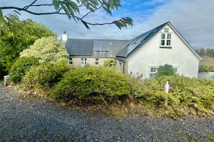 Land for sale in Moelfre