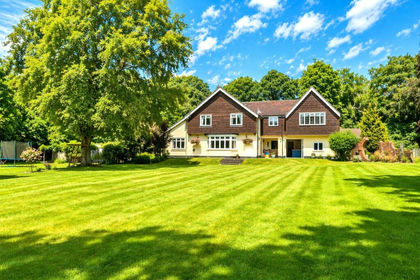 2 acres of Country Home for sale in Ringwood