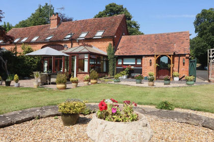 Barn Conversion for sale in Belbroughton
