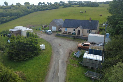 Smallholding for sale in Llandysiliogogo