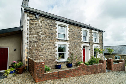 24.7 acres of House with Land for sale in Lampeter