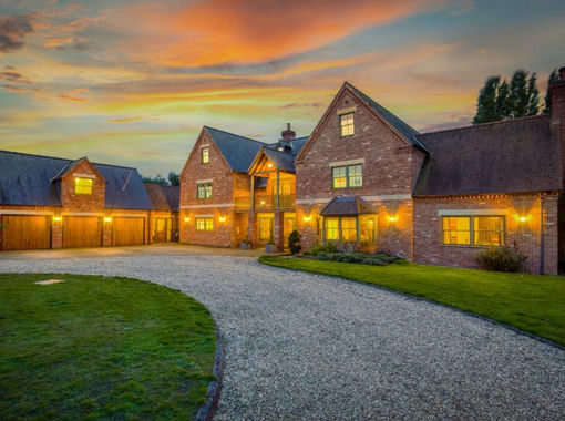 1.3 acres of House with Land for sale in Torksey
