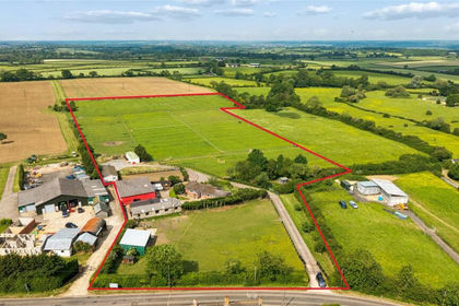 12 acres of Equestrian property for sale in Nash