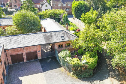 Barn Conversion for sale in Lowdham