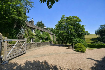 2.8 acres of Farmhouse for sale in Chinley, Buxworth and Brownside