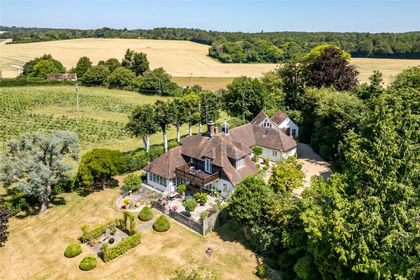 1.5 acres of House with Land for sale in Madehurst