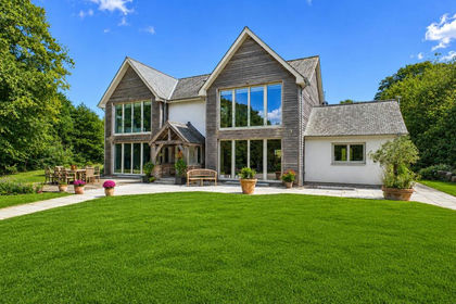 3 acres of House with Land for sale in St. Mabyn