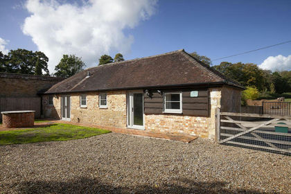 Barn Conversion for sale in Gillingham