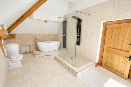 Barn Conversion for sale in Upleadon