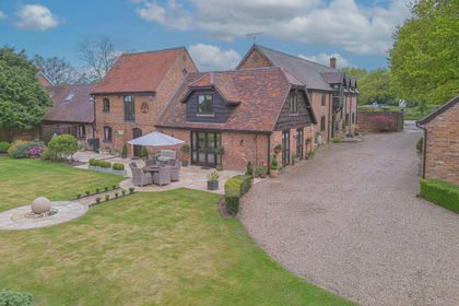 2 acres of Land for sale in Lapworth