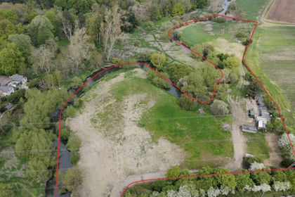 5 acres of Equestrian property for sale in Runnymede and Weybridge