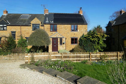 Barn Conversion for sale in Hanwell