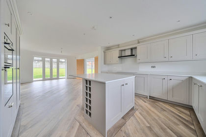 1 acre of House with Land for sale in Bethersden