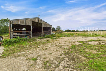 Building Plot for sale in Winfarthing