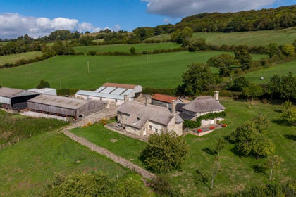 127.5 acres of Farm for sale in Widworthy