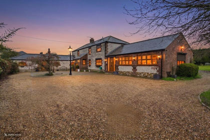 1 acre of Barn Conversion for sale in Northwold