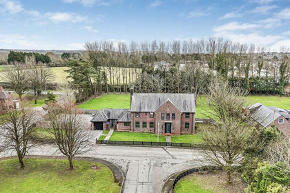 1.1 acres of House with Land for sale in St. Athan