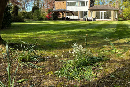 1 acre of House with Land for sale in Widnes and Halewood