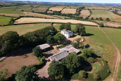 21.5 acres of Smallholding for sale in Carmarthen