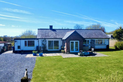9 acres of Smallholding for sale in Ciliau Aeron
