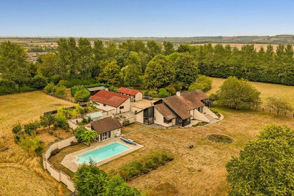 10 acres of Land for sale in Wick and Abson