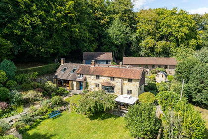 1 acre of House with Land for sale in Withyham