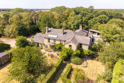 6.4 acres of House with Land for sale in Gautby