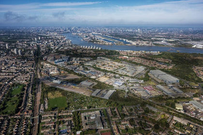 Warehouse for sale in Erith and Thamesmead