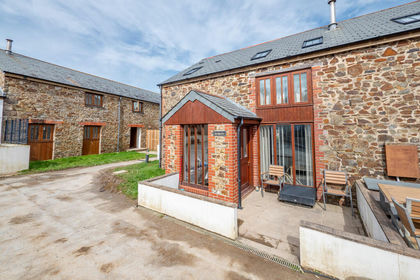 Land for sale in Marhamchurch