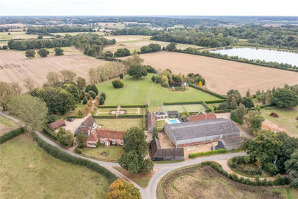 6.5 acres of Farmhouse for sale in Shelley