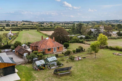 1.4 acres of House with Land for sale in Hambridge and Westport