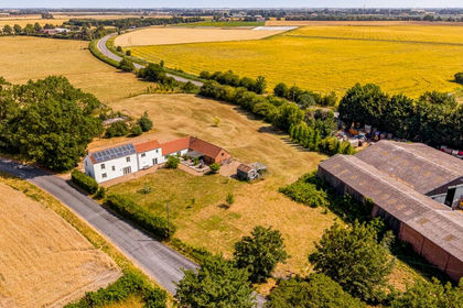 2.5 acres of House with Land for sale in Swineshead