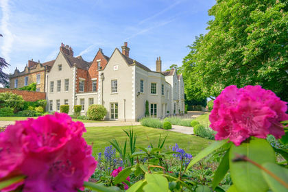 1.2 acres of Country Home for sale in Lincolnshire