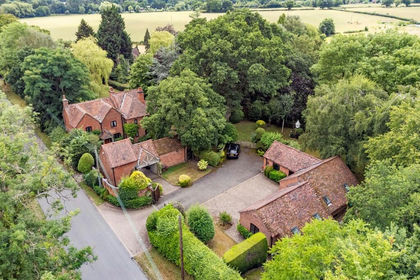 1.3 acres of Cottage for sale in Lapworth