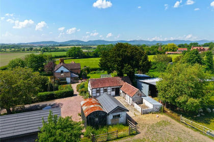 10 acres of House with Land for sale in Pendock