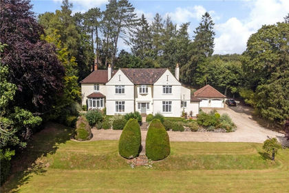 1 acres of House with Land for sale in Marlborough