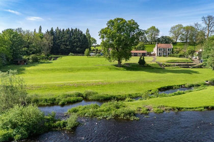 3 acres of Country Home for sale in Cliffe