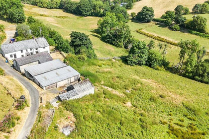 8.9 acres of House with Land for sale in Llandderfel
