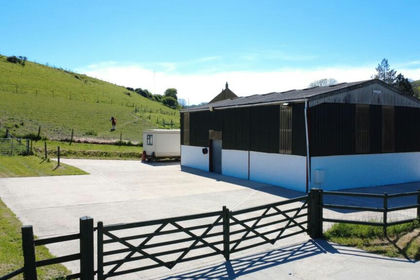 18 acres of Equestrian property for sale in Chillerton and Gatcombe