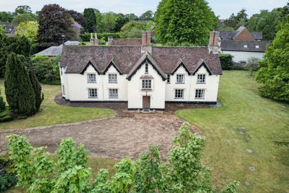 2 acres of Country Home for sale in Palgrave