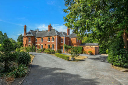 2.5 acres of House with Land for sale in Tathwell