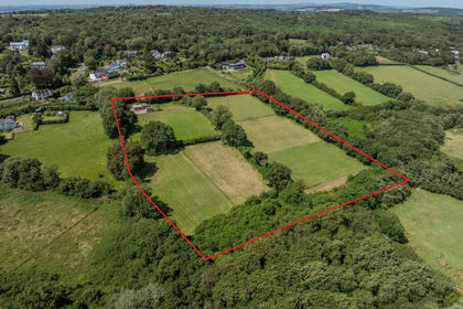 9.1 acres of Equestrian property for sale in Buckland Monachorum