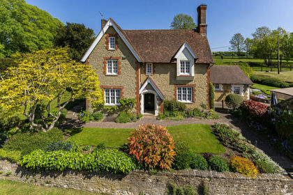 2.6 acres of House with Land for sale in Tandridge