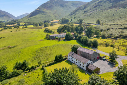 4.5 acres of House with Land for sale in Above Derwent