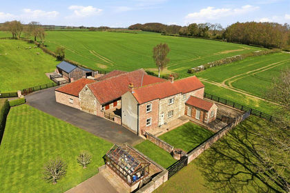2.8 acres of Farmhouse for sale in Ripon